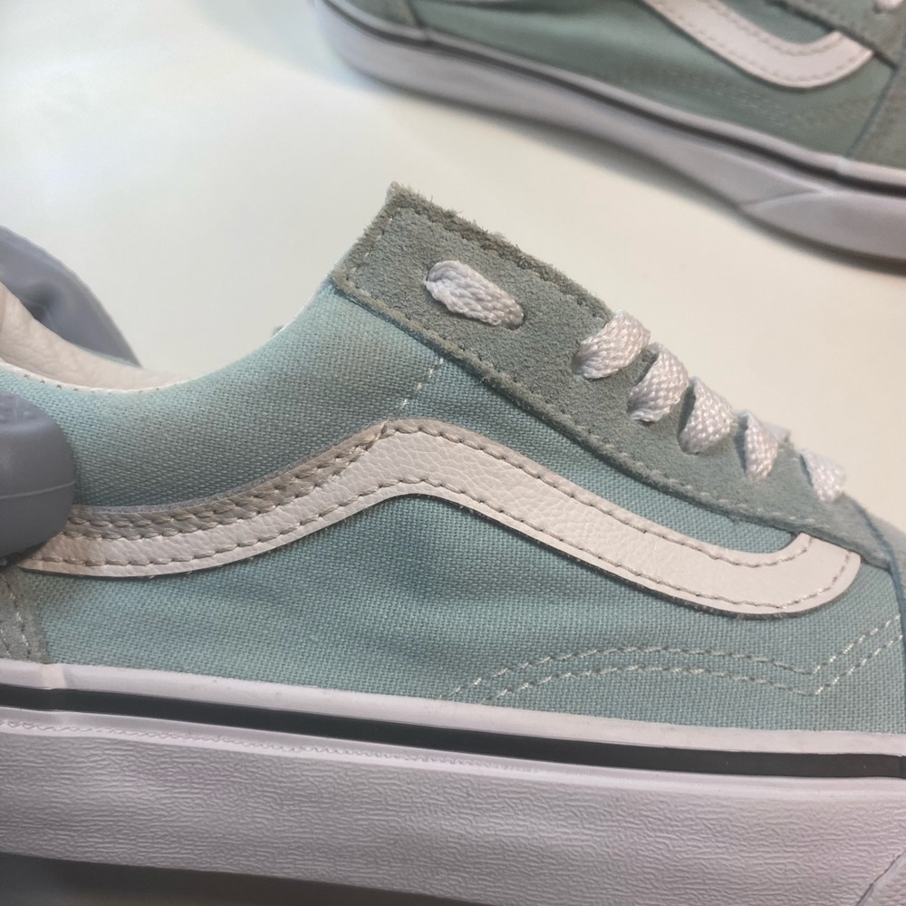 🔥 VANS OFF THE WALL LIGHT BLUE LOW SKATE SHOES WOMENS SIZE 5 MENS SIZE 3.5 - Picture 11 of 12